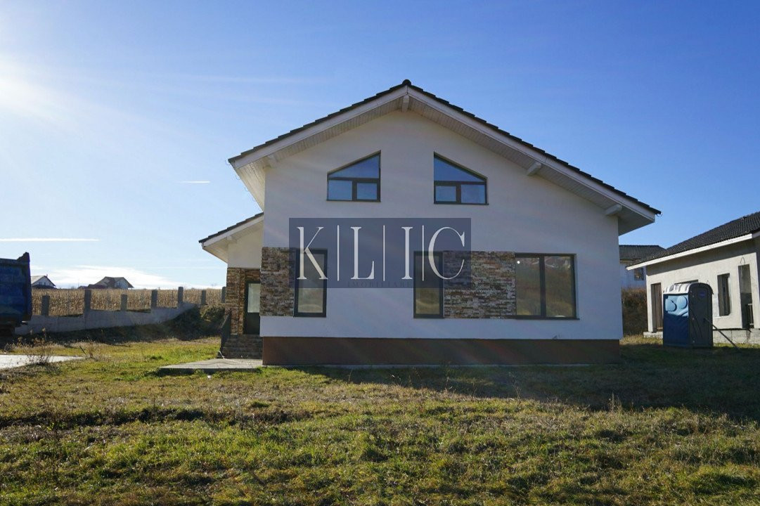 Casa moderna cu teren 700mp la 7 minute de Sibiu 4 camere doar PARTER