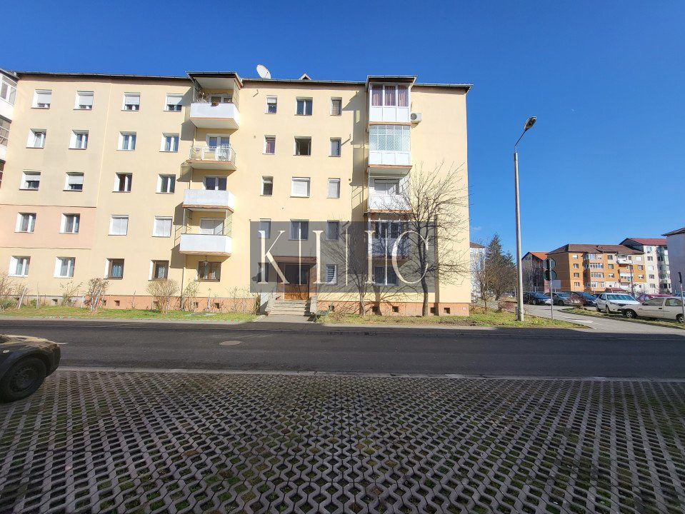  Apartament de vanzare 3 camere etaj 3 60 mp zona Mihai Viteazu Sibiu