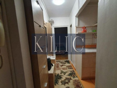 Apartament etaj 1 de vânzare 46mp Sibiu zona Ciresica mobilat utilat