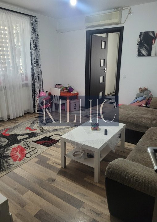 Apartament recent renovat cu 3 camere etaj intermediar Terezian Sibiu