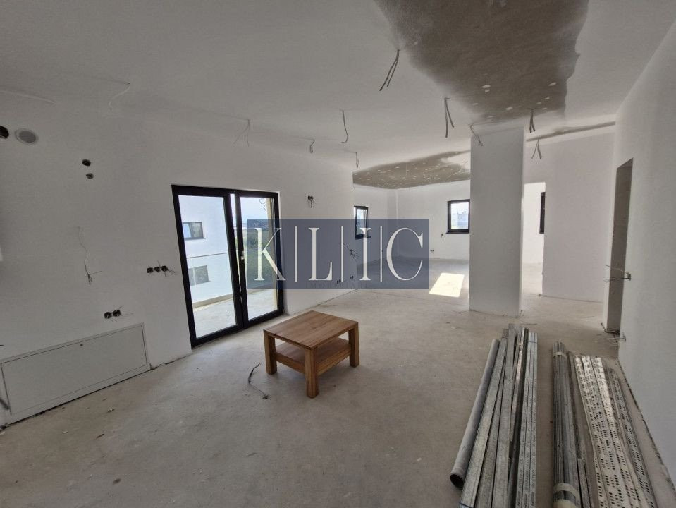 Apartament INTABULAT 4 camere decomandat 106mpu cartier Turnişor Sibiu