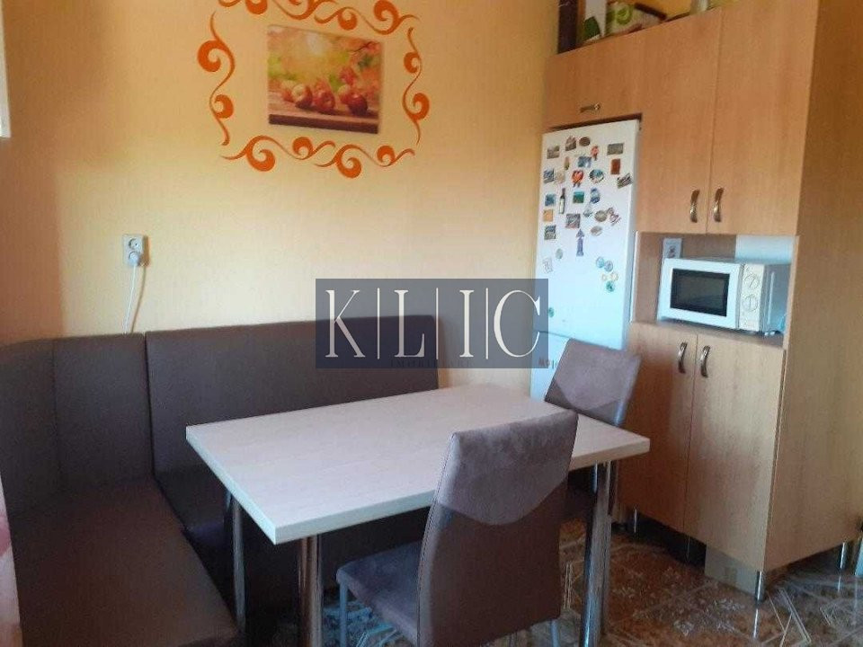 Apartament de inchiriat  3 camere+bucatarie inchisa 65mpu