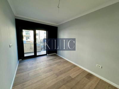 Oportunitate Unică! Apartament cu Parcare Inclusă și Balcon!