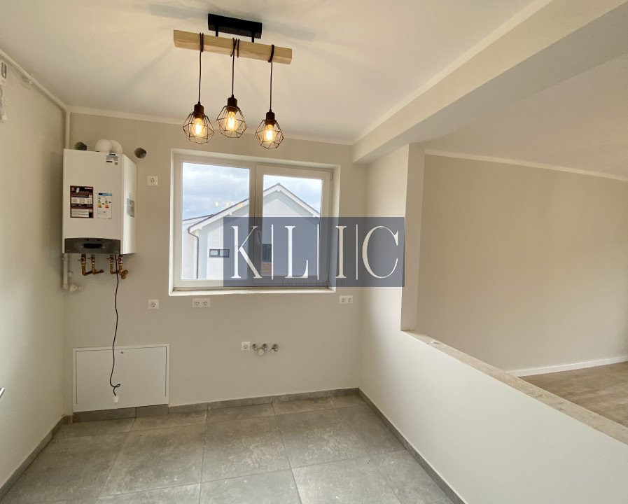 Apartament 2 camere balcon si parcare proprie predare la CHEIE Sibiu