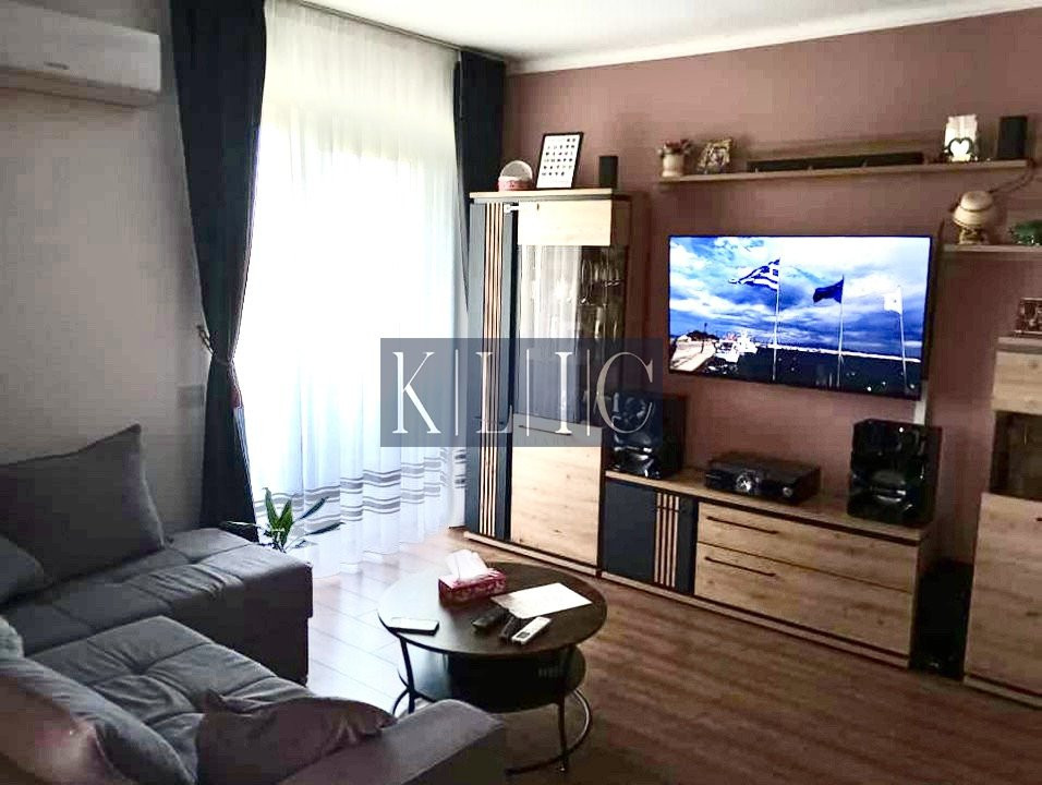 Apartament 3 Camere 73,5 mpu Parcare Privată Zona Calea Șurii Mici