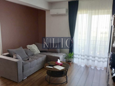 Apartament 3 Camere 73,5 mpu Parcare Privată Zona Calea Șurii Mici