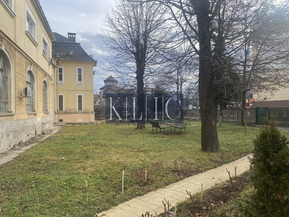 Apartament 3 camere 83mpu la 2 minute de Parcul Sub Arin din Sibiu