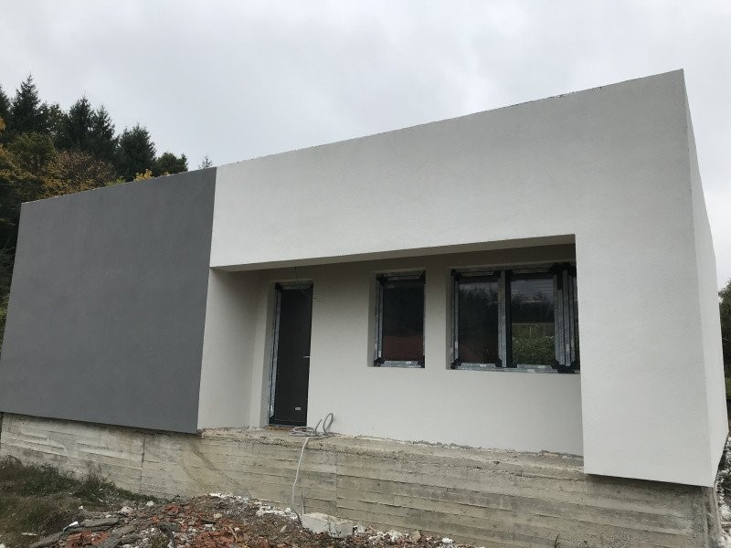 Casa individuala de vanzare un nivel 3 camere 105 mpu in Tocile Sibiu