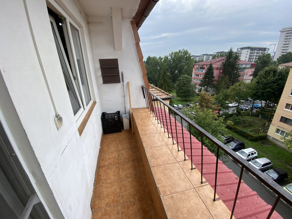 Apartament la mansarda de vanzare 3 camere balcon 62 mpu Rahova Sibiu