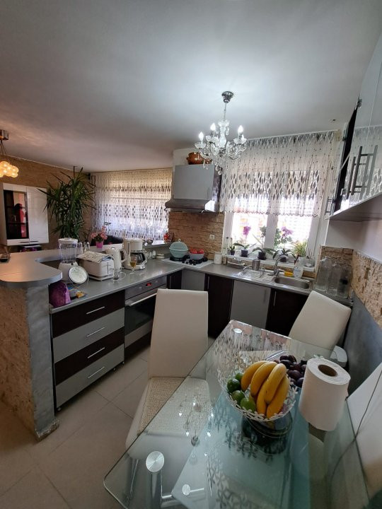 Apartament 3 camere 87mpu decomandat in zona Ciresica din Sibiu