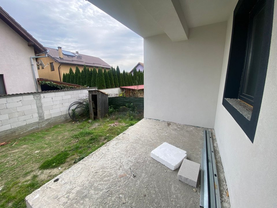 Duplex 6 camere 200 mpu S+P+1E+M de vanzare in zona Selimbar din Sibiu