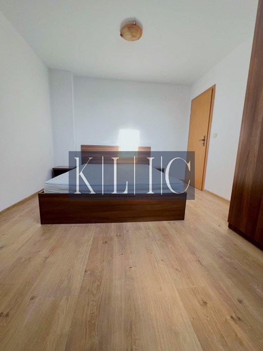 Apartament de vanzare 3 camere mansarda 71mpu zona Strand Sibiu