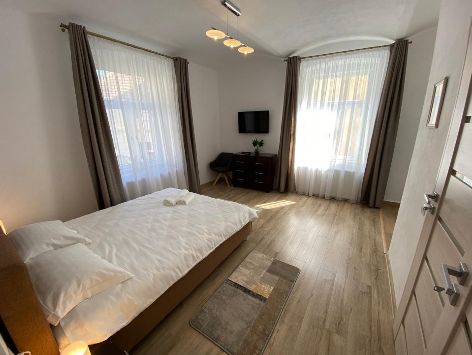 Apartament ideal INVESTITIE 3 camere modern 2 bai 84mp Centru Sibiu