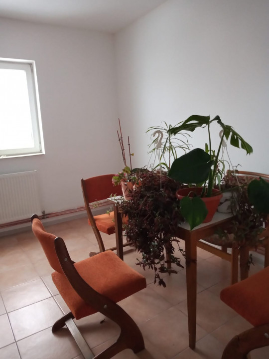 Apartament 3 camere de inchiriat etaj 1 90 mpu zona Turnisor in Sibiu