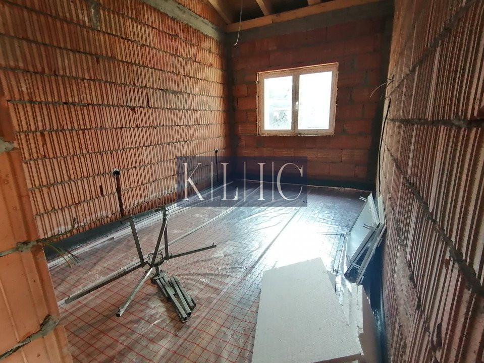 Casa pe un nivel 3 camere curte libera 150mp in Talmaciu  15min Sibiu